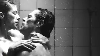 ಭಾವೋದ್ರಿಕ್ತ ನಾಲ್ವರಿಗ ...